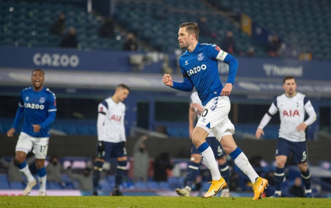 对整个团队 对整个团队